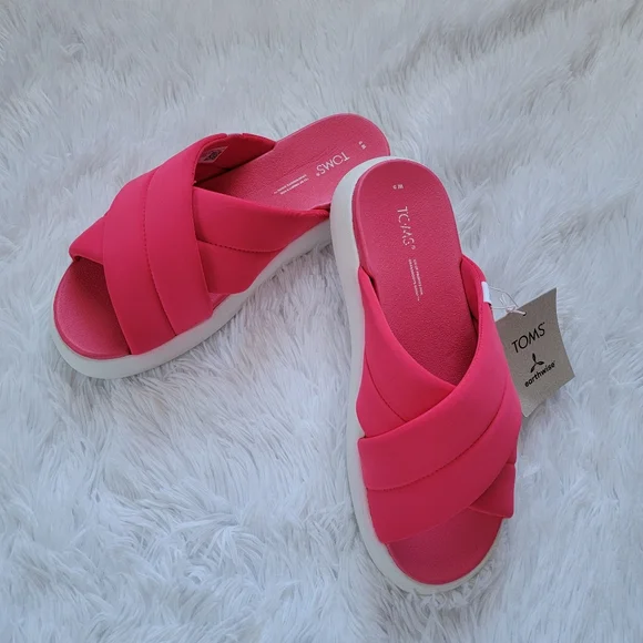 🔥SALE🔥 TOMS Women's, Alpargata Crossover Hot Pink Sandal size 8.5 - Picture 1 of 10